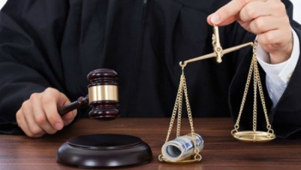 У Борщеві суддя Губіш заочно «засудила» простих селян на користь агрохолдингу «Мрія»