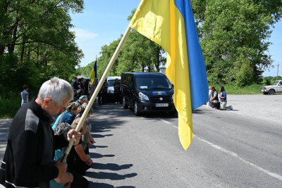 Громада Тернопільщини зустріла полеглого 20-річного захисника Даніеля Мерджа