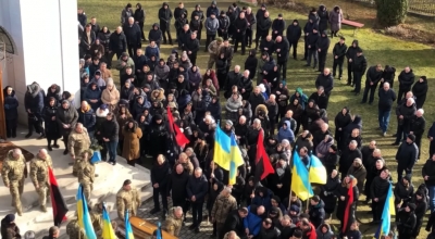 На Тернопільщині попрощалися з Героєм Іваном Іваніцьким