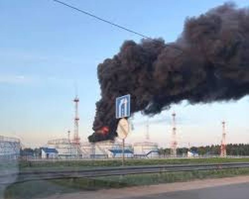 СБУ разом із Силами оборони вдруге за тиждень уразила московський нафтопереробний завод