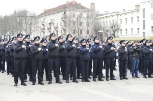 Патрульні Тернополі прийшли по горе-водія додому