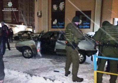 Вночі у Тернополі п&#039;яний водій ВАЗ 2109 влаштував за собою погоню