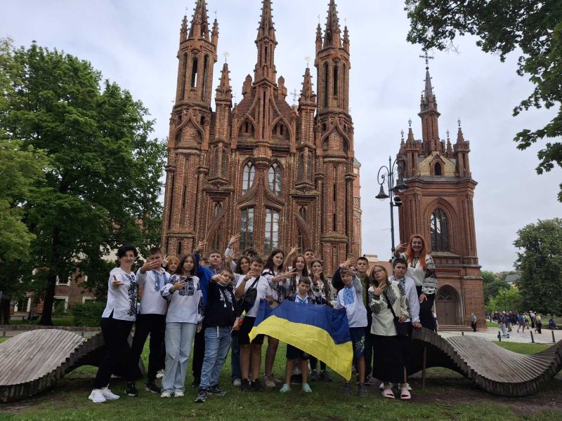 Діти безвісти зниклих захисників з Тернопільщини побували в Литві