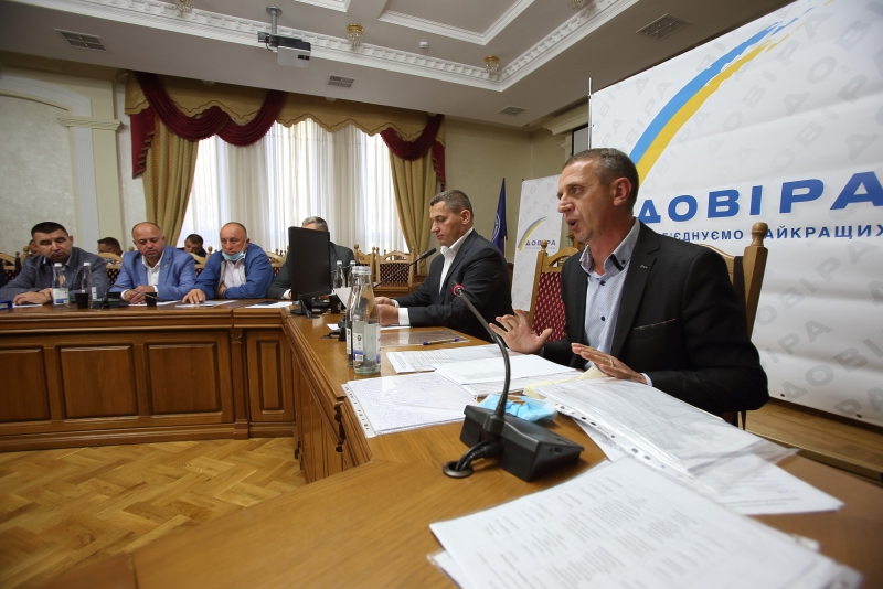 Місцеві вибори: на Тернопільщині рейтинг партії «Довіра» зріс до 10,5 %