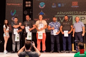 Тернопільські спортсмени здобули перемогу на міжнародному турнірі з армрестлінгу