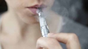 У Тернополі перевіряли, чи курили учні електронні цигарки на уроці