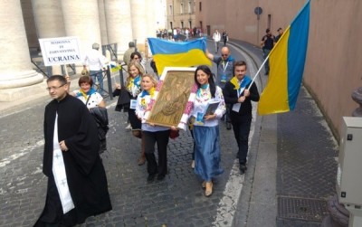 Чудотворну ікону з Тернопільщини представили у Ватикані