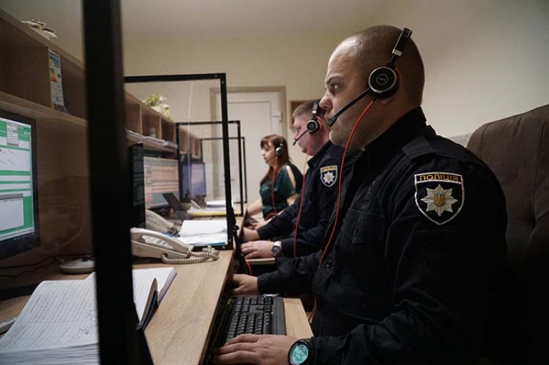 На Тернопільщині кожного, хто зриватиме роботу операторів лінії “102″, притягуватимуть до відповідальності
