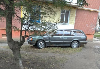 «Чотирьохколісний пам’ятник»: тернопільські водії знову порушують правила дорожнього руху