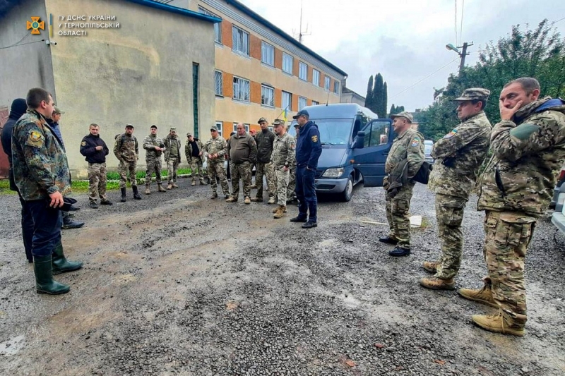 До пошуків залучено 10 одиниць техніки та понад 50 чоловік: на Тернопільщині безвісти зник чоловік