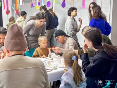 У Центрі науки Тернополя відбувся майстер-клас з писанкарства