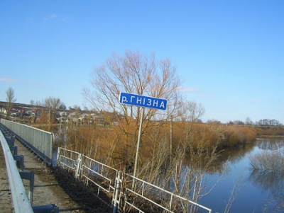 Підприємство з Тернопільщини продовжує скидати нечистоти у річку