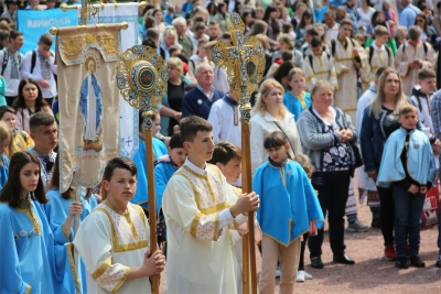 Всеукраїнська проща Марійських і Вівтарних дружин відбулася у Зарваниці