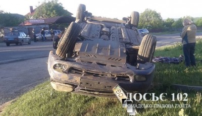 У двох ДТП на Тернопільщині травмувалося шестеро людей. Один чоловік загинув