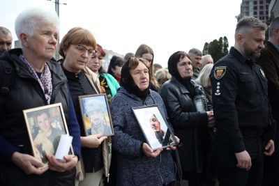 День Героїв у Тернополі: освятили Дзвін пам’яті та відзначили військових (фоторепортаж)