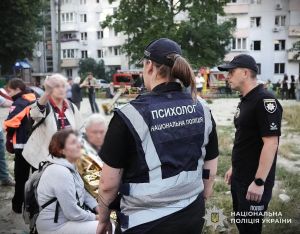 Ракетний удар по Україні: 8 жертв, десятки постраждалих, тривають рятувальні роботи