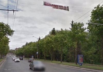 У Тернополі демонтували два рекламні засоби