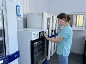 Тернопільський центр крові закупив техніку на 10 тисяч євро від Посольства Німеччини (фото)