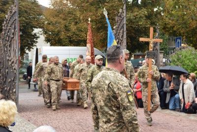 У Чорткові попрощалися з Героєм Скуржанським Андрієм