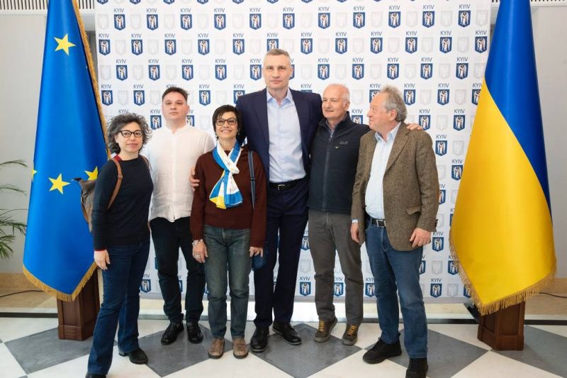 Віталій Кличко з нагоди Дня Європи зустрівся з послами та дипломатами: говорив про посилення допомоги Україні задля миру в Європі