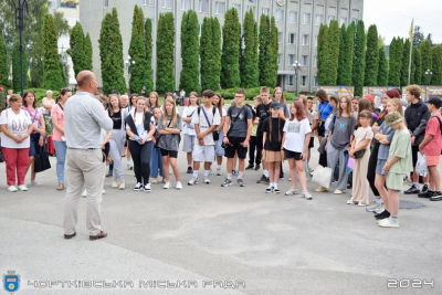 Діти захисників з Тернопільщини поїхали відпочивати у Швецію