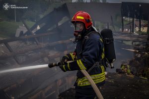 За минулу добу рятувальники Тернопільщини ліквідували 3 пожежі та врятували будівлі