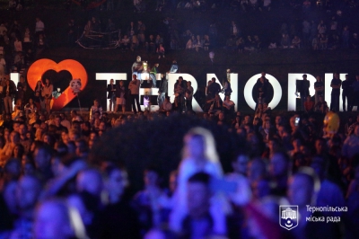 У Тернополі відбудеться святковий концерт та феєрверк