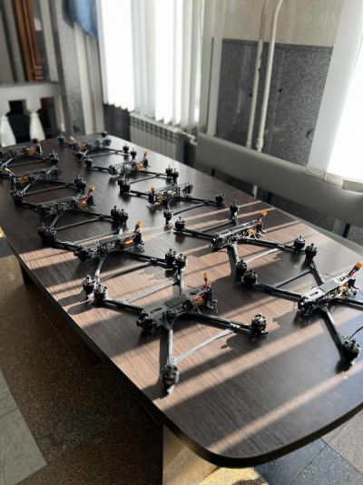 Тернопіль для ЗСУ: бійці 37-ї бригади морської піхоти отримали FPV-дрони True Flex