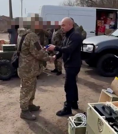 Сергій Надал на фронті у День українського добровольця вручив відзнаки воїнам 105 бригади ТрО