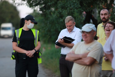 На вулиці Гребінки у Тернополі понад пів століття немає каналізації, людям уривається терпець