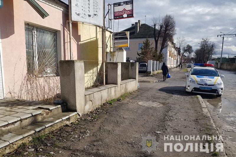 У Тернополі затримали чоловіка, який нападав та грабував жінок