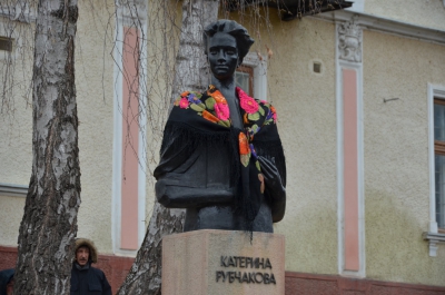 Сто років з дня смерті: на Тернопільщині вшанували пам&#039;ять відомої акторки