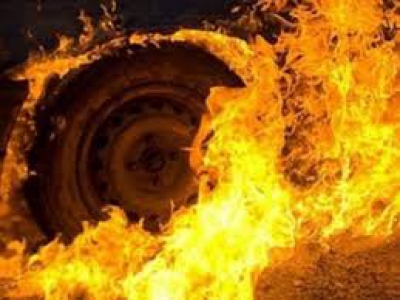 Вночі на Тернопільщині вщент згоріла іномарка