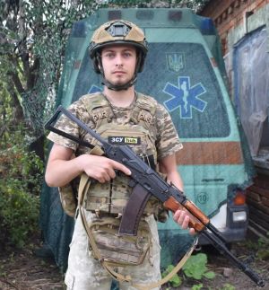 «Життя триває і кожен має знайти своє місце в ньому»: історія військового музиканта «Барда»