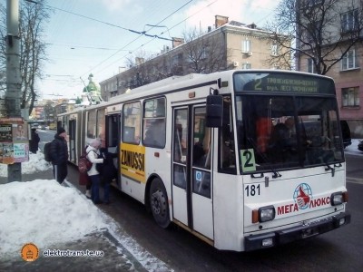 У Тернополі чеський тролейбус вже курсує містом