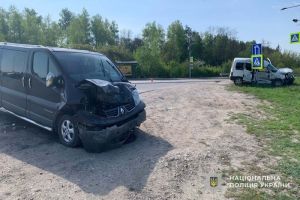 Вранішня автотроща на Тернопільщині: троє людей травмовано