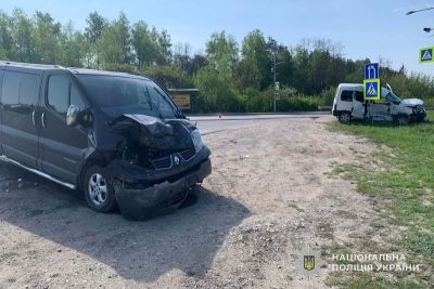 Вранішня автотроща на Тернопільщині: троє людей травмовано