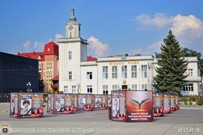 У громаді на Тернопільщині встановили інсталяцію в пам’ять про полеглих Героїв