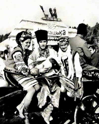 Показали фото тернопільського ярмарку з минулого століття (фотофакт)
