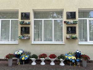 На Тернопільщині відкрили меморіальні дошки чотирьом Героям